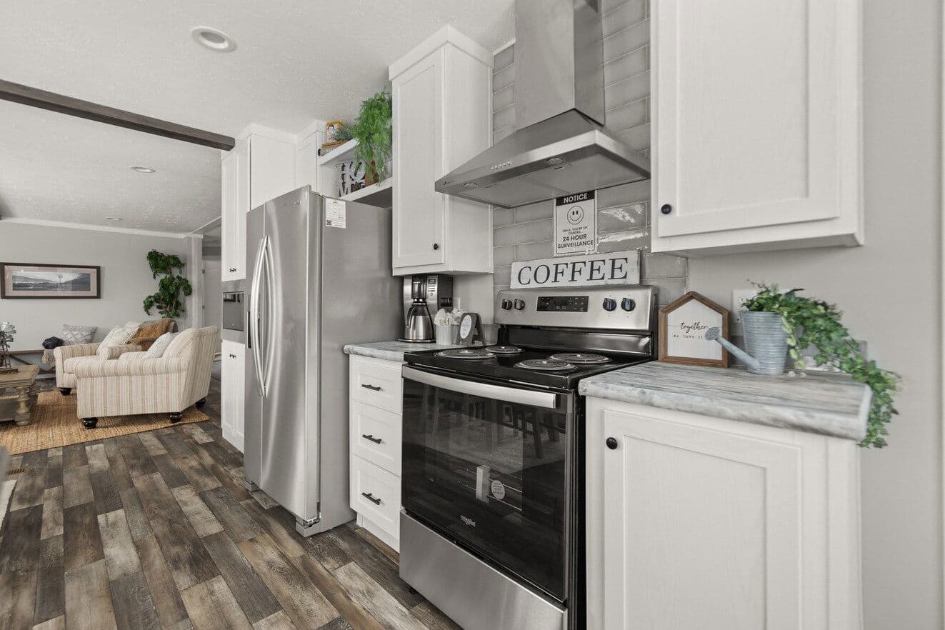 Bella 28483h kitchen home features