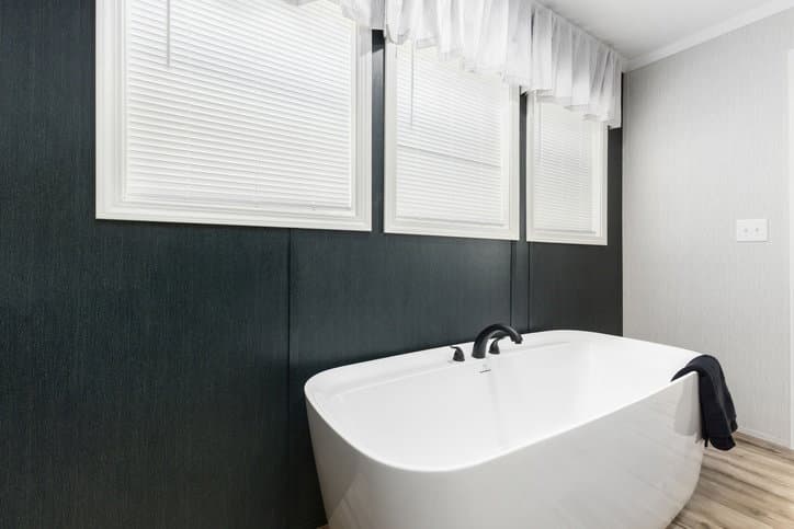 Meissa bathroom home features