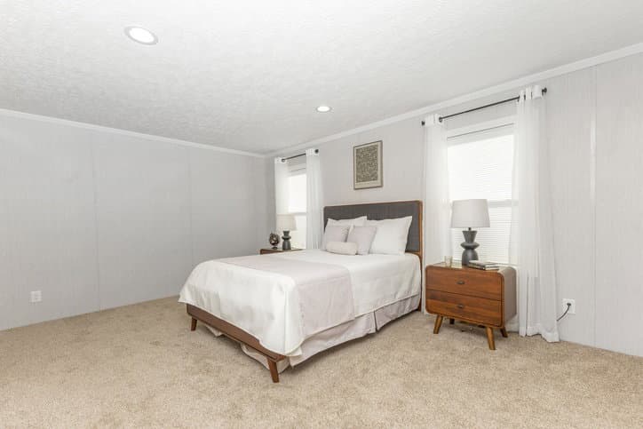Meissa bedroom home features