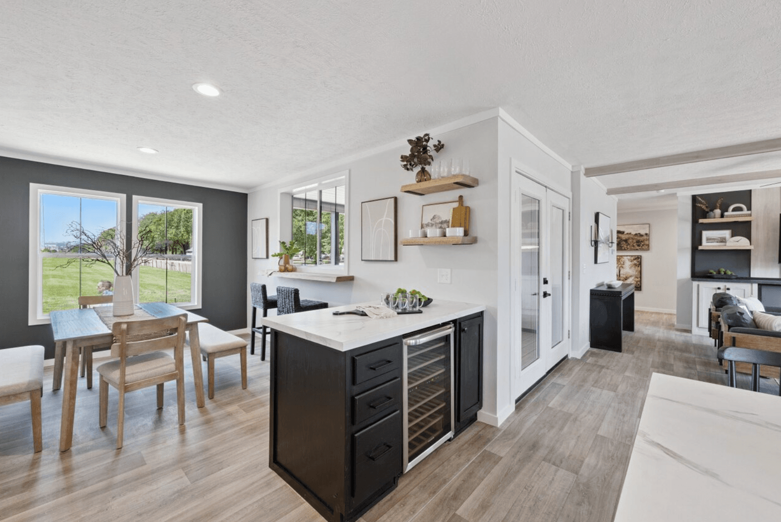 Axis interior home features