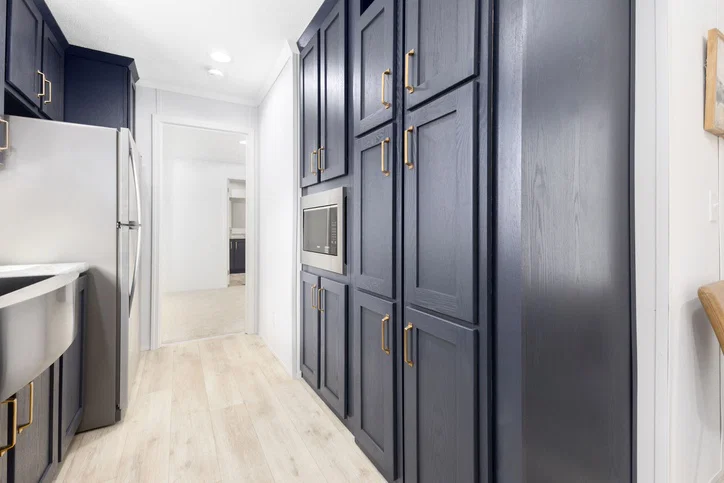 Mimas kitchen home features