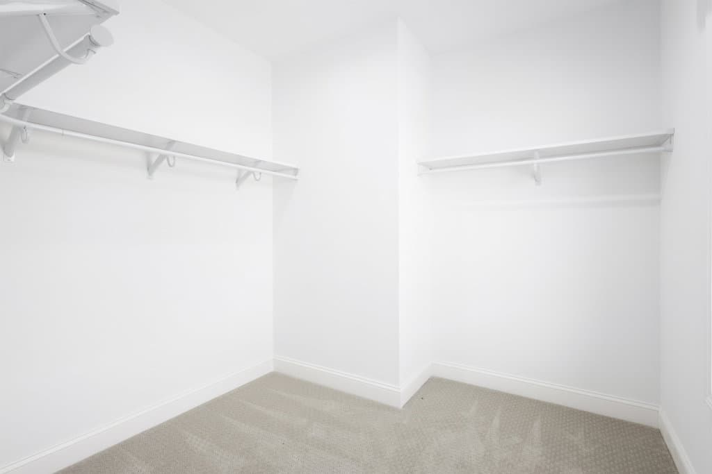 Ultra ranch 2p2460-x bedroom home features