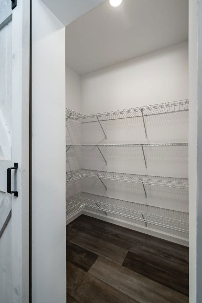 Belle ame ranch 2p2703-r interior home features