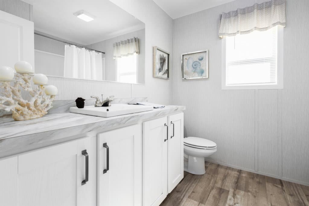 Blazer select ts1043-v bathroom home features