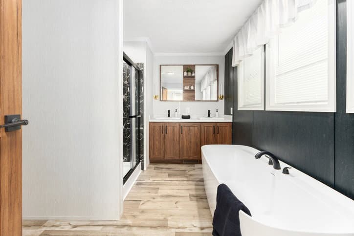 Meissa bathroom home features