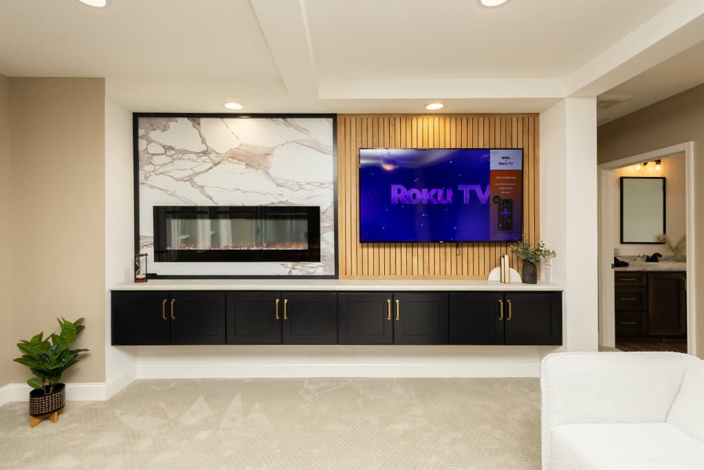 Ultra ranch 2p2460-x interior home features