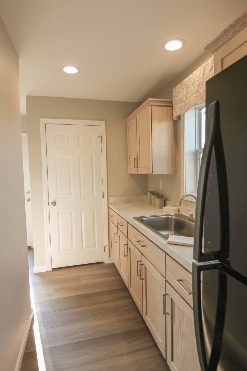 Pennwest limited modular 2p2902-x kitchen home features