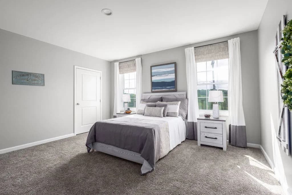 Ultra ranch bedroom home features