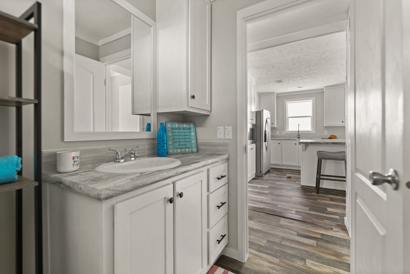  outback 28663p bathroom home features