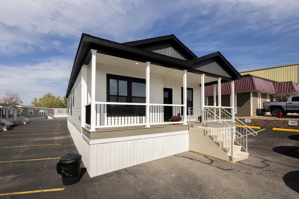 Pinecrest elite hero and exterior home features