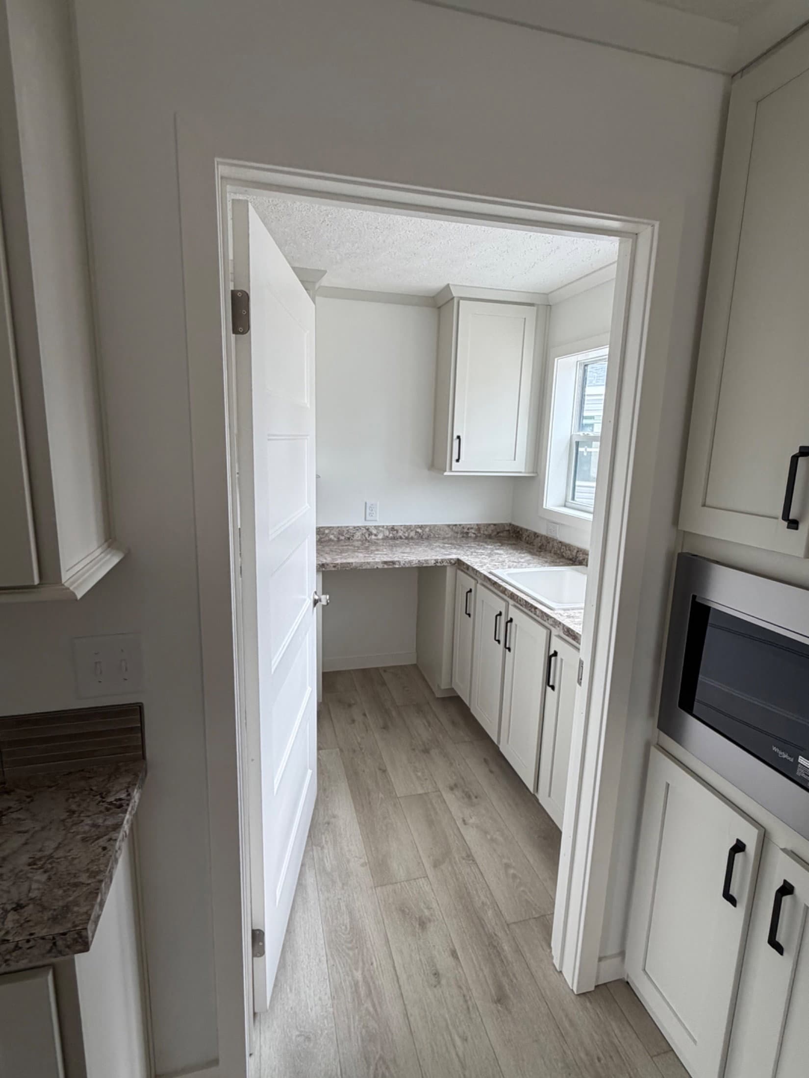 Astro elite ranch 3a2812-p  home features