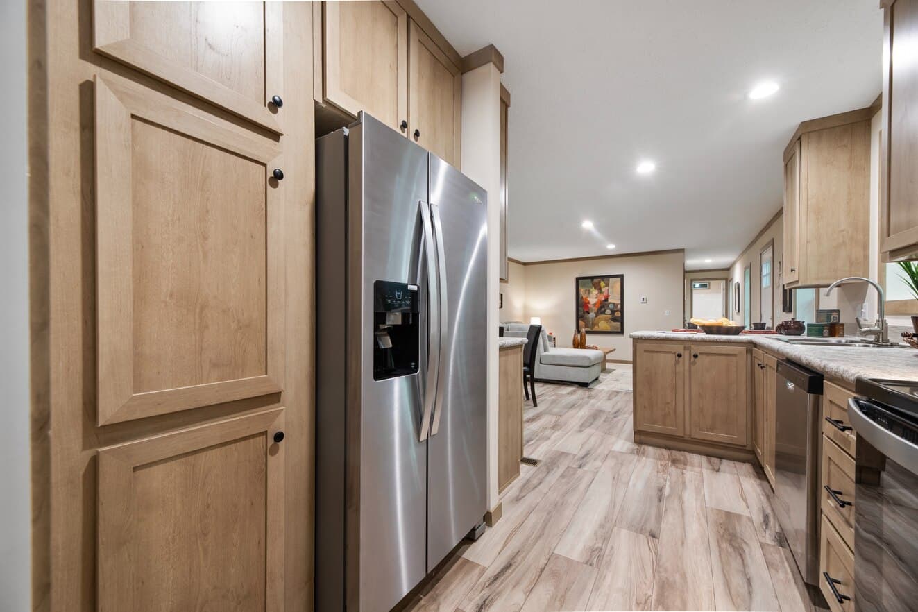 Ascension 16723h kitchen home features