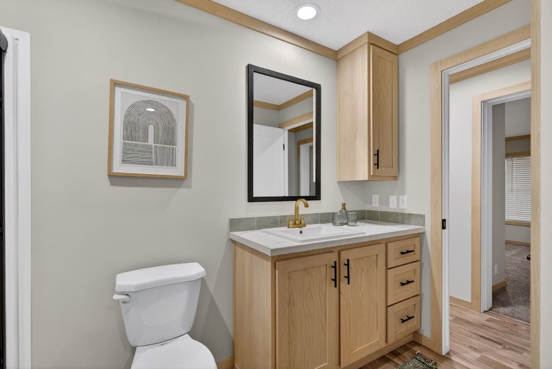 Ignition 32704e bathroom home features