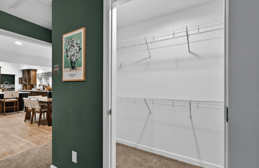 Francisco 4 interior home features
