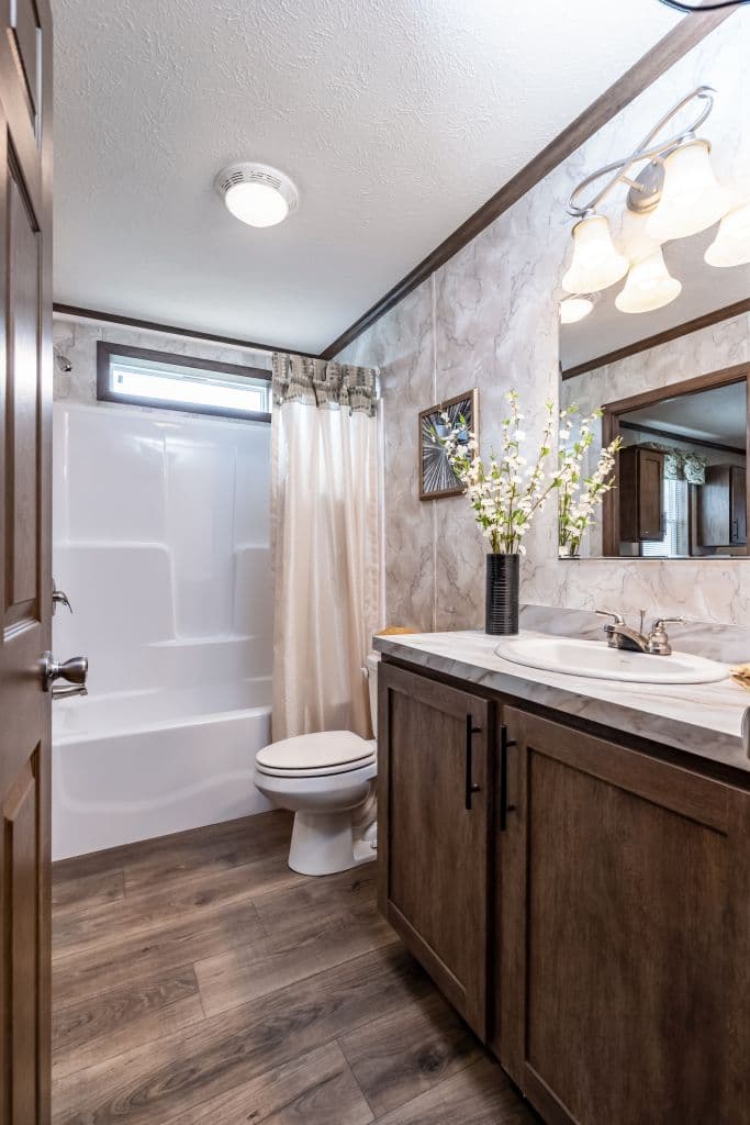 Astro elite ranch 3a2805-p bathroom home features