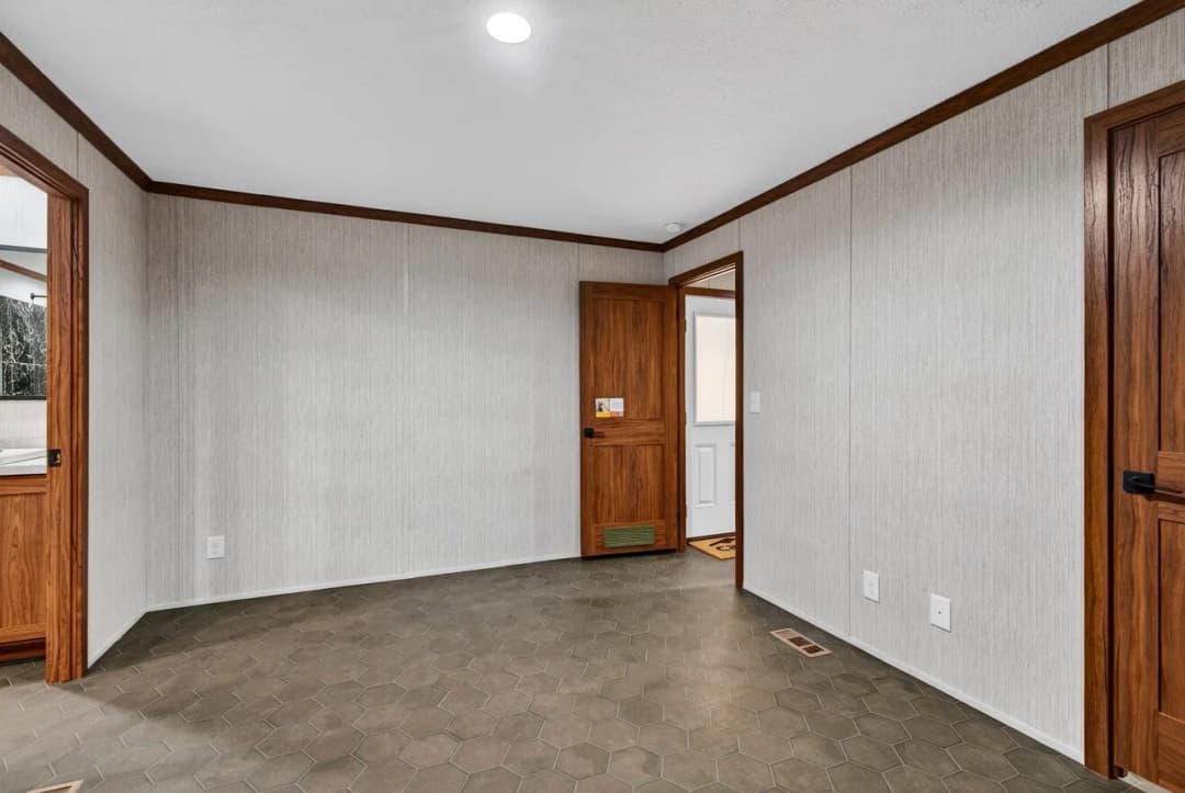 Triton bedroom home features