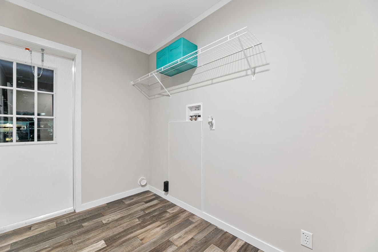 K2 32764p interior home features