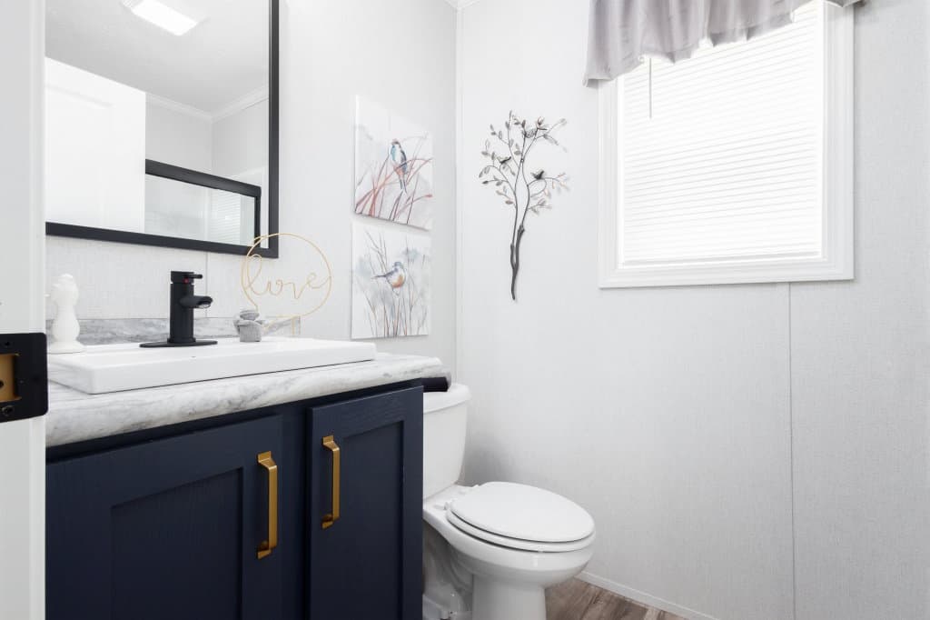 Astro creations singlewide 1a2081-p bathroom home features