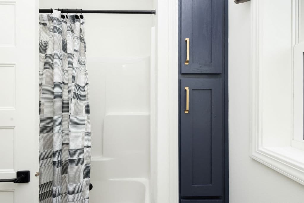 Pinecrest elite modular pgm5008-p bathroom home features