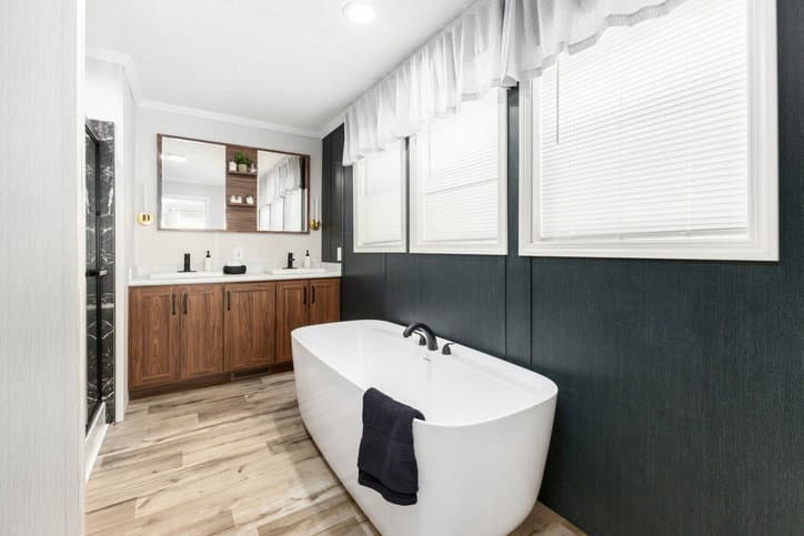 Meissa bathroom home features