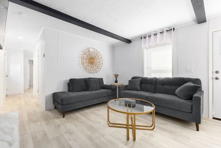 Mimas interior home features