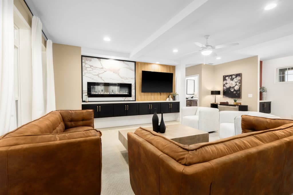 Ultra ranch 2p2460-x interior home features