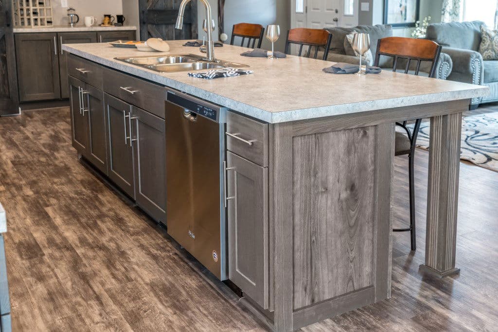 Le fantastique ranch 2p2603-r kitchen home features