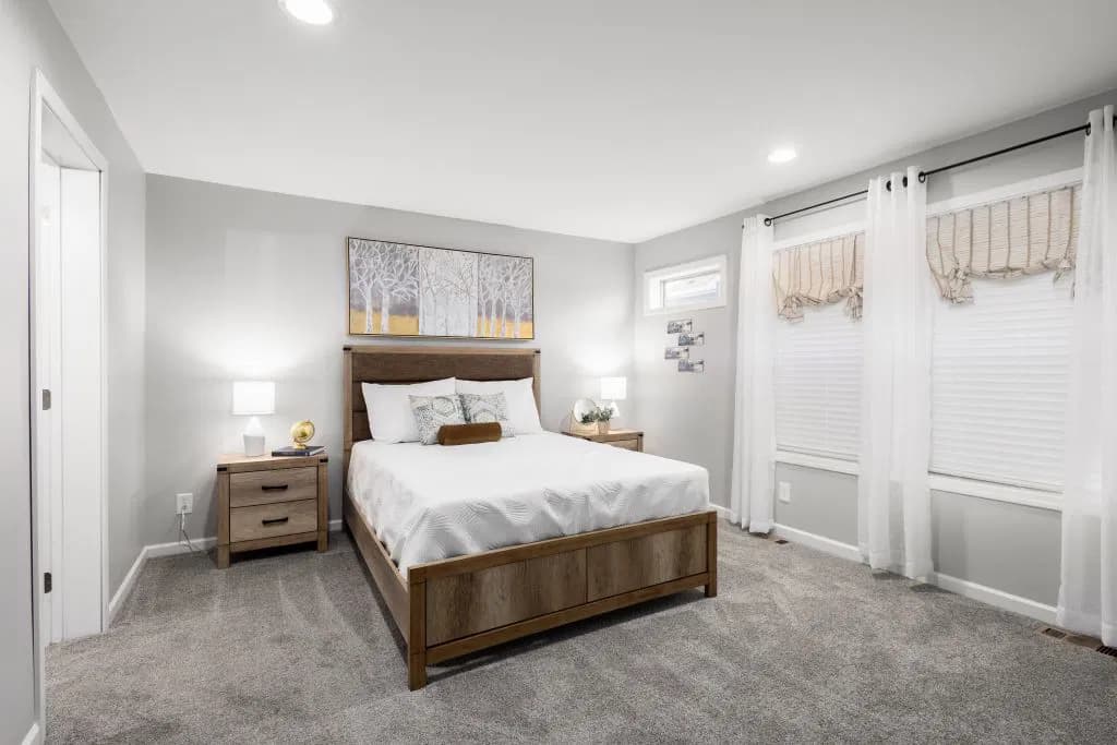 Richland elite bedroom home features