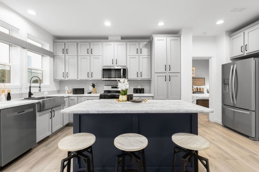 Pinecrest elite modular pgm5009-p kitchen home features