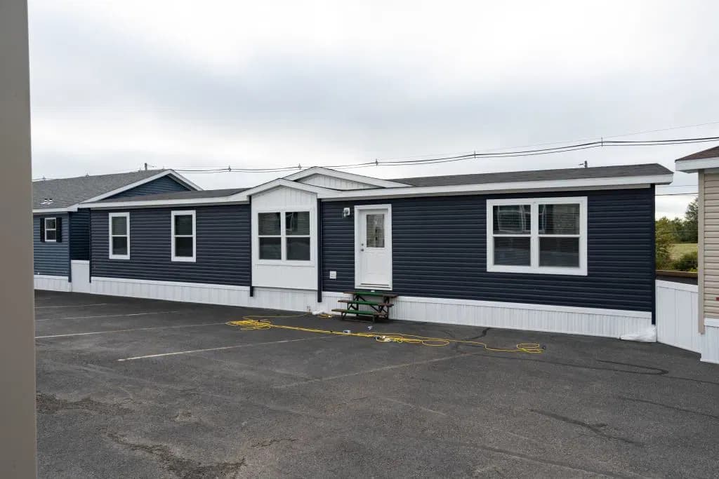 Astro elite ranch hero and exterior home features