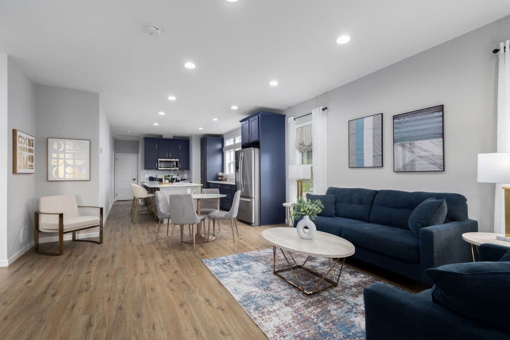 Pinecrest elite modular pgm5008-p interior home features