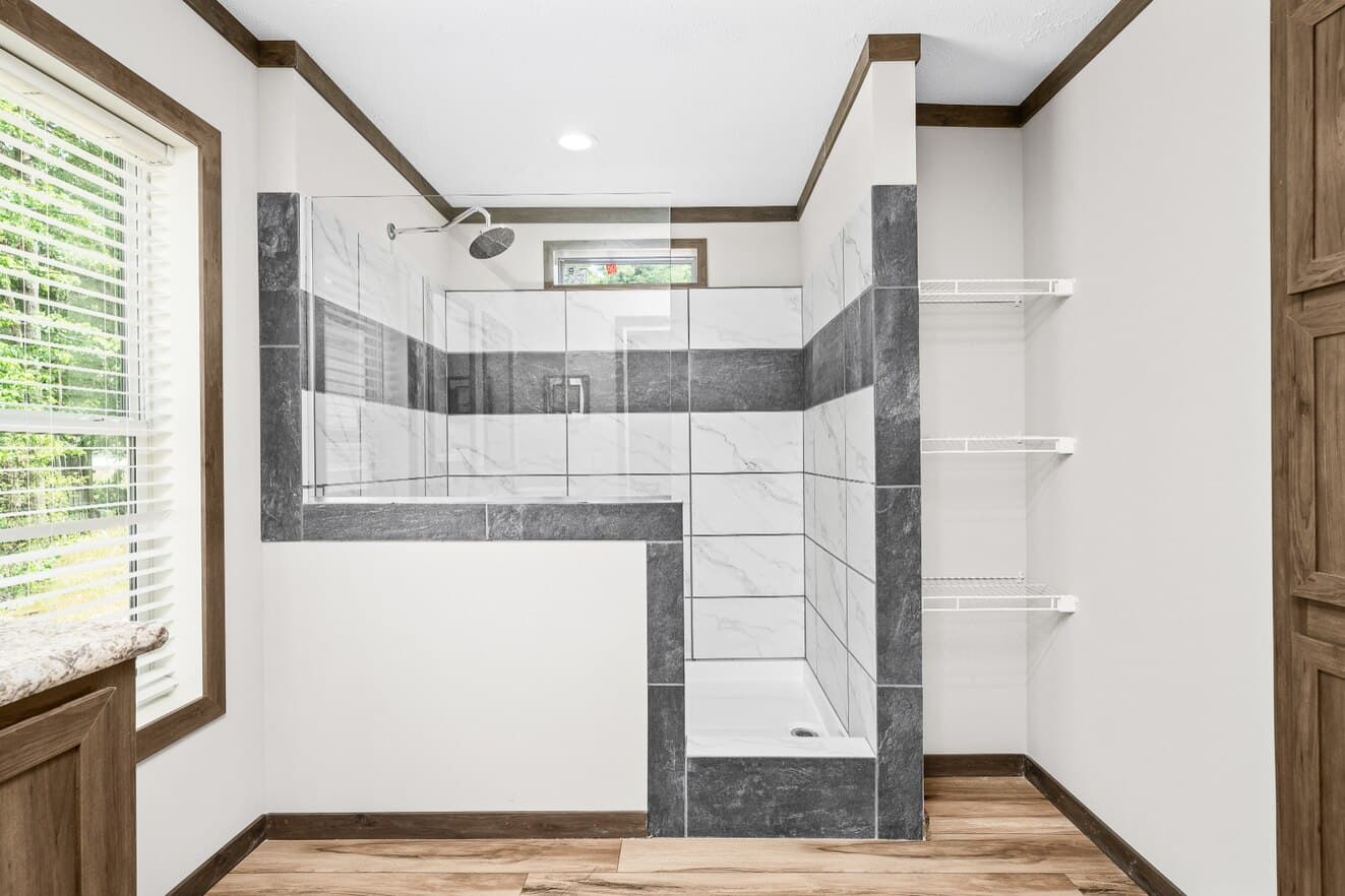 Warrior 32563f bathroom home features