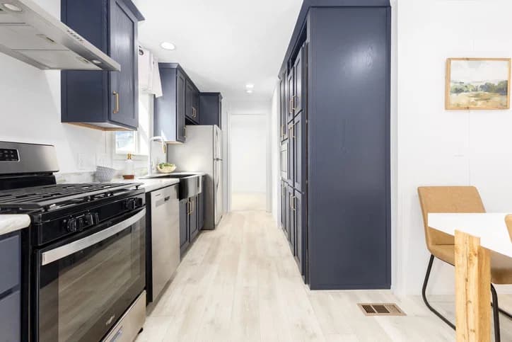 Mimas kitchen home features