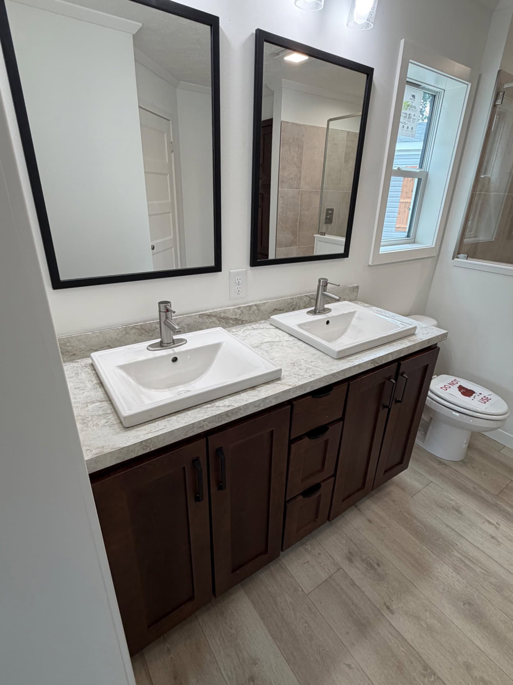 Astro elite ranch 3a2812-p  home features