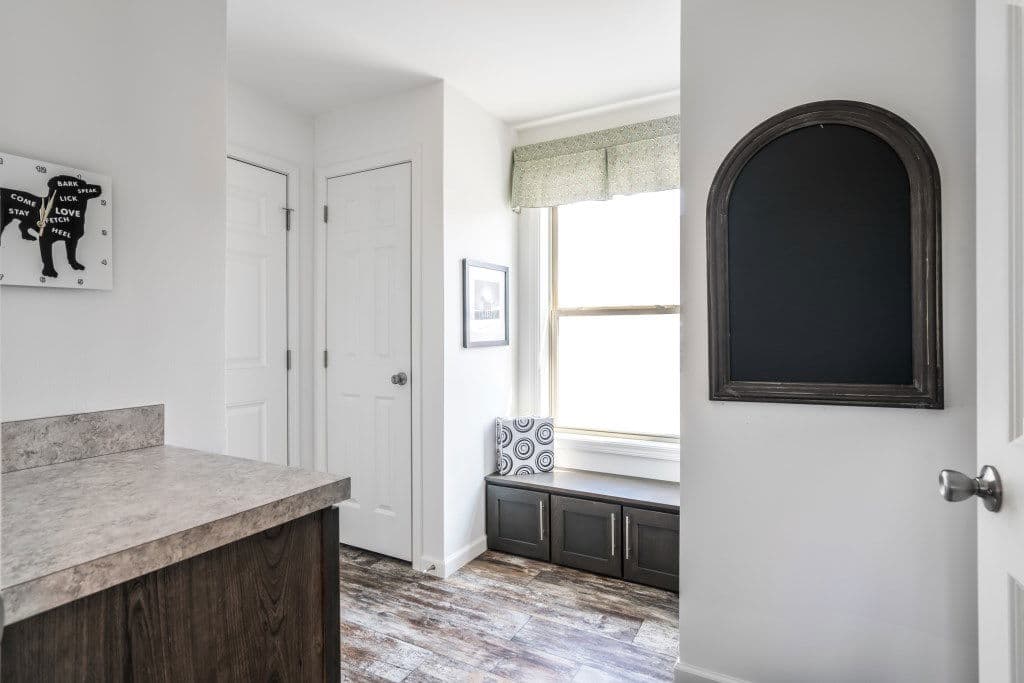 Le fantastique ranch 2p2603-r interior home features