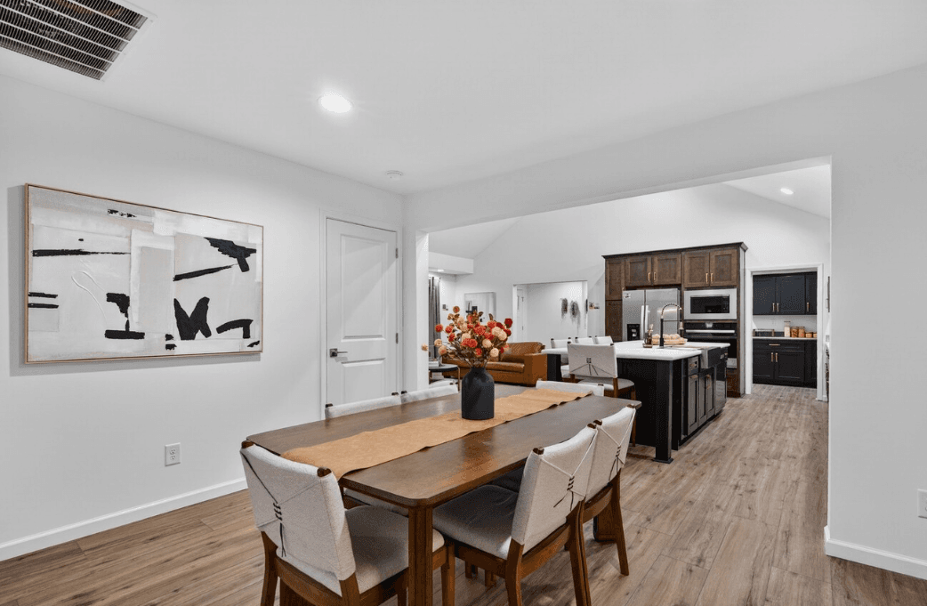 Francisco 4 interior home features