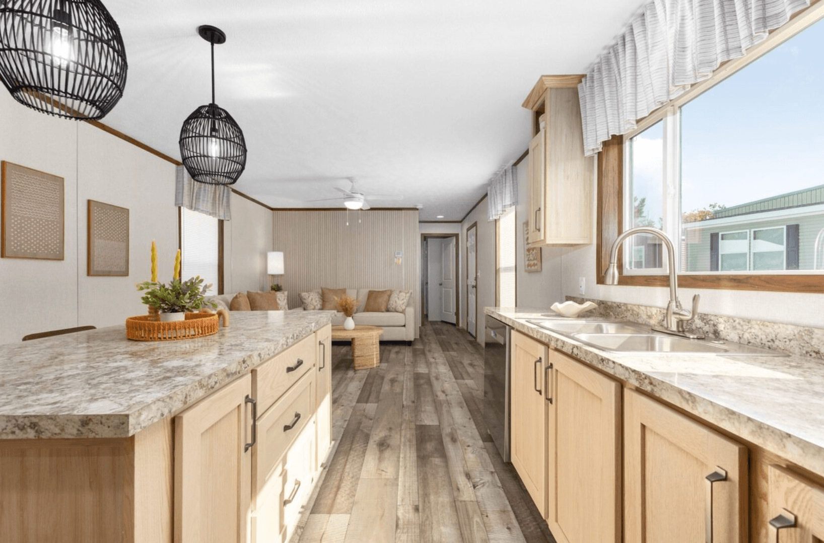 Elite 2  kitchen home features