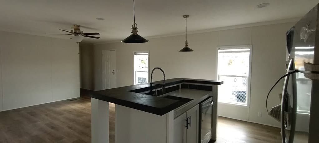 Ultra 16663u kitchen home features