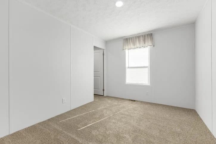 Grand am bedroom home features