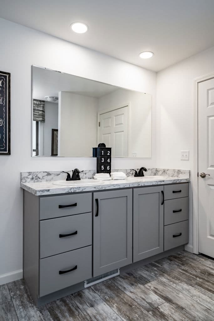 Belle ame ranch 2p2703-r bathroom home features