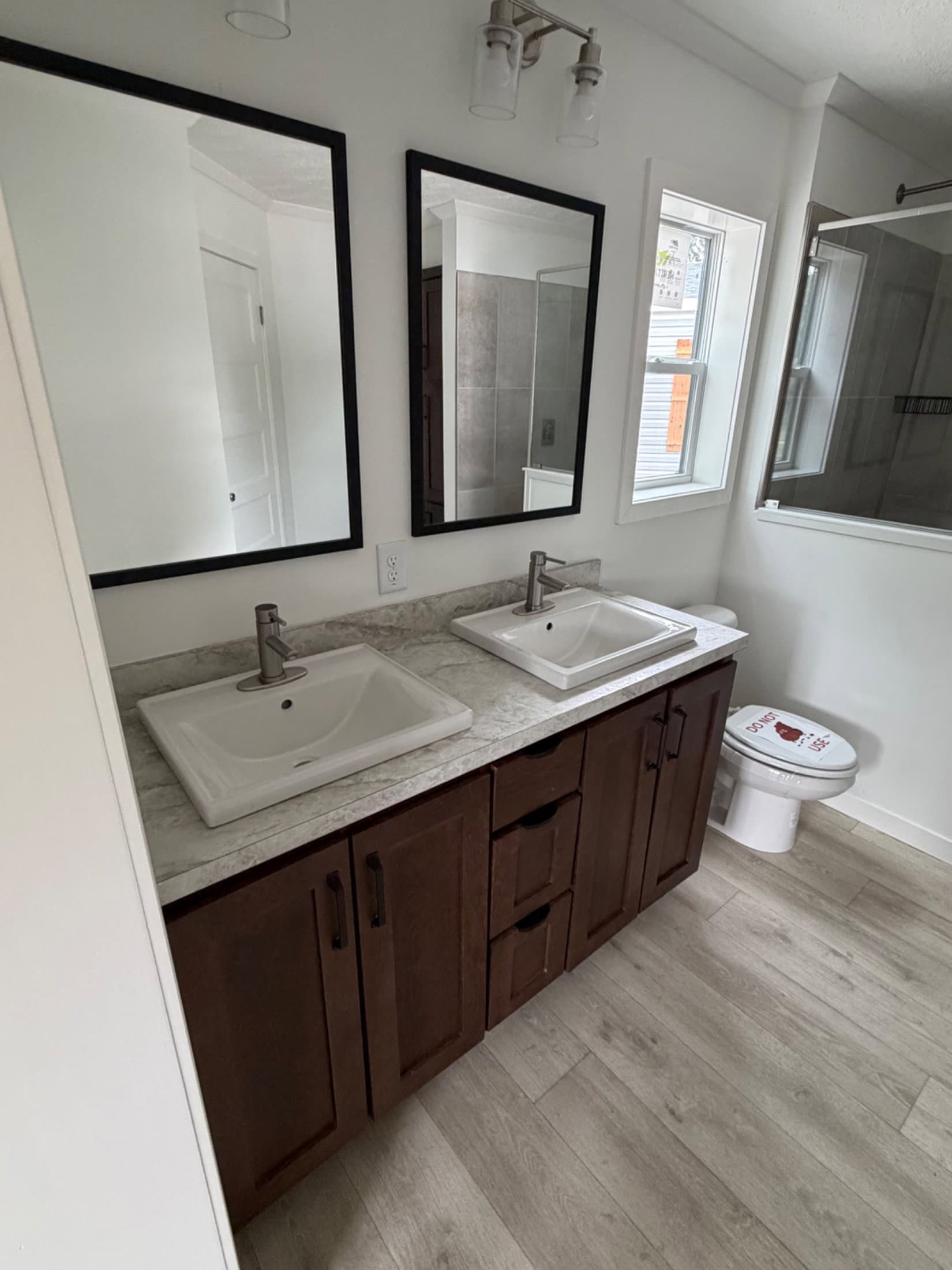 Astro elite ranch 3a2812-p  home features