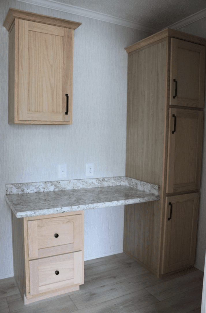 442 interior home features