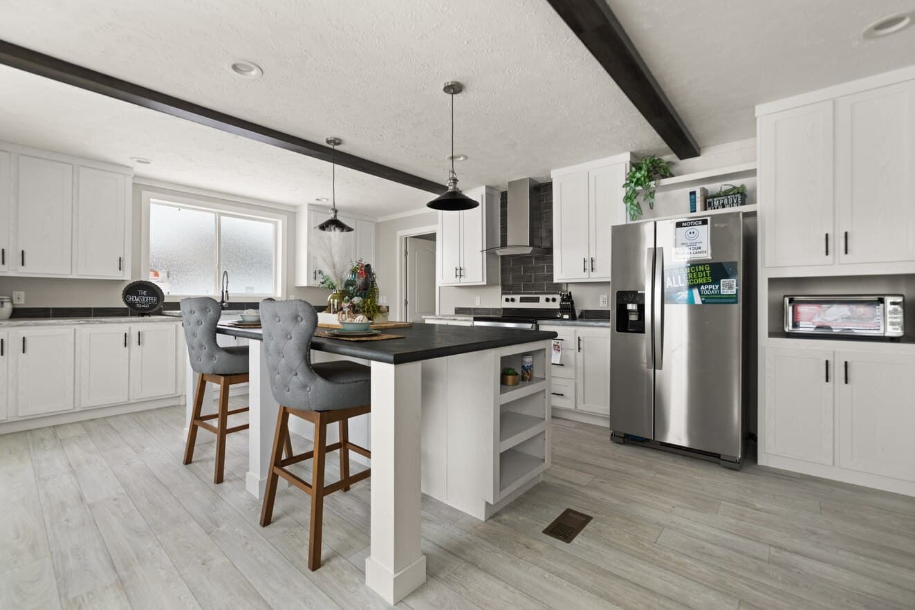 Beam house 32603x kitchen home features