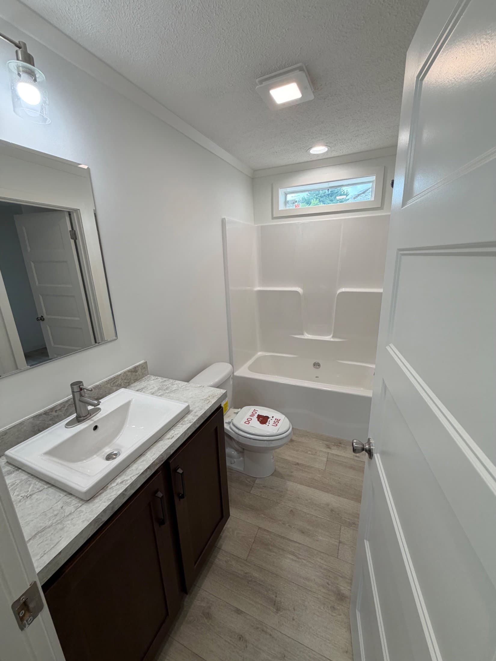 Astro elite ranch 3a2812-p  home features