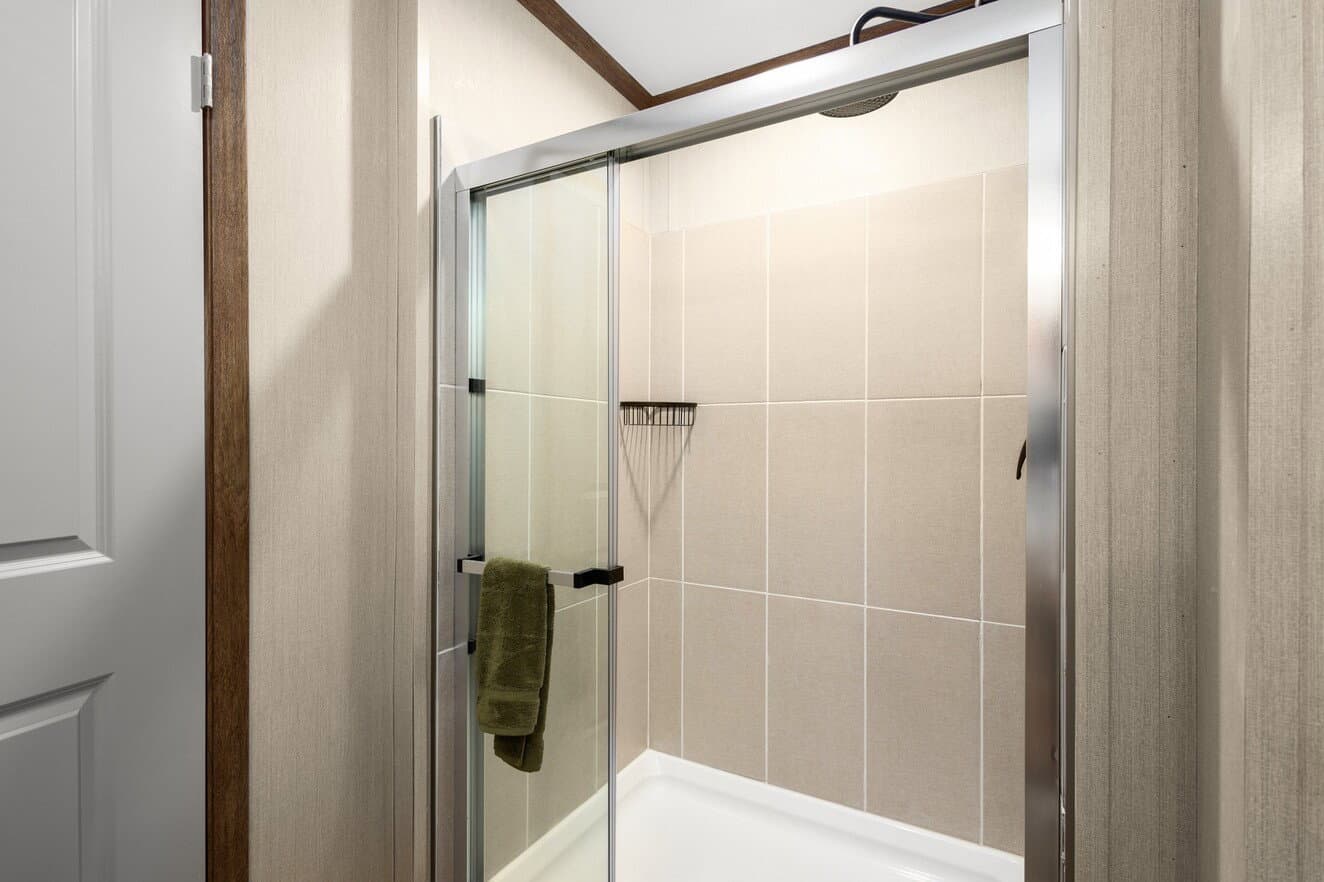 Regulus bathroom home features