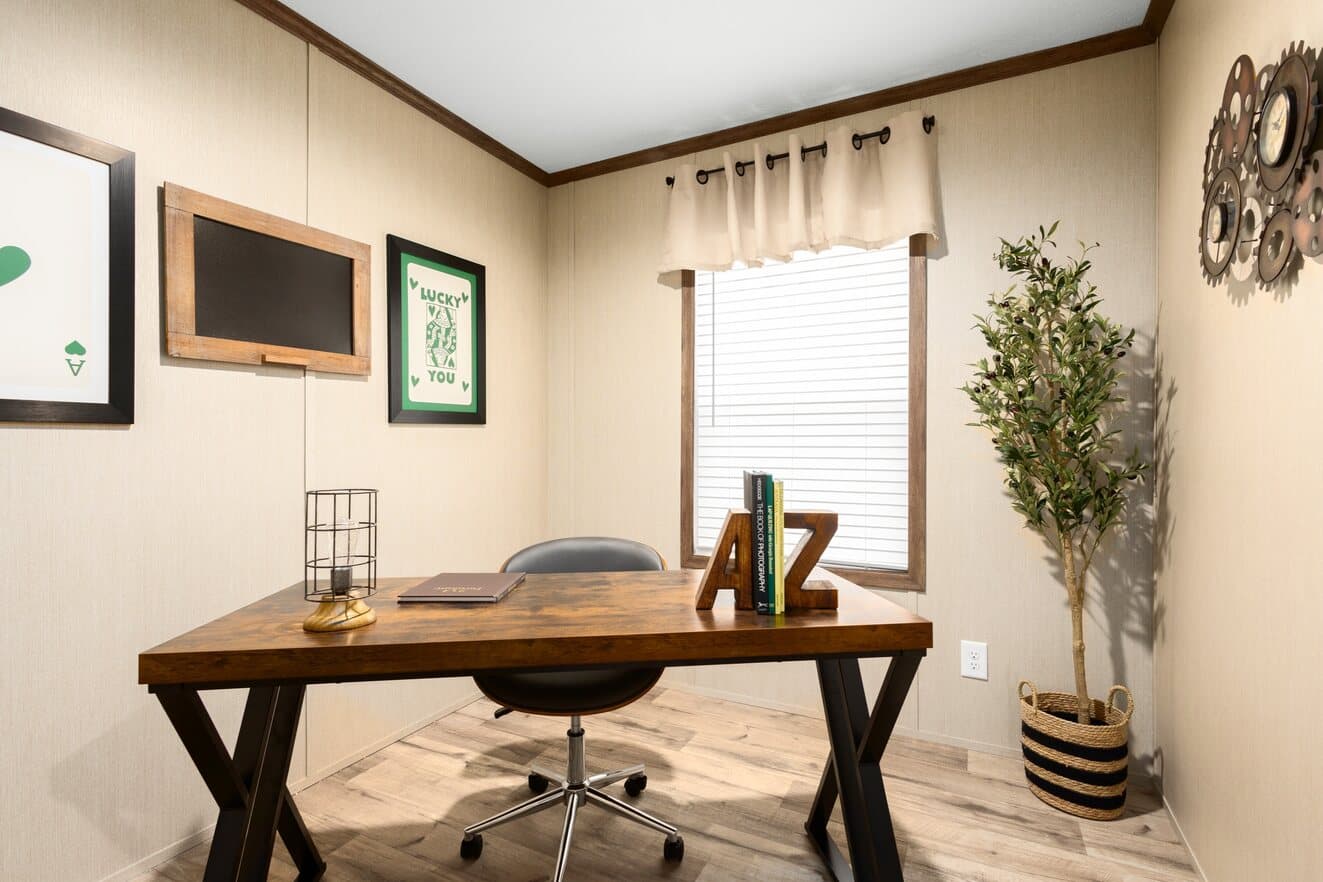 Regulus interior home features