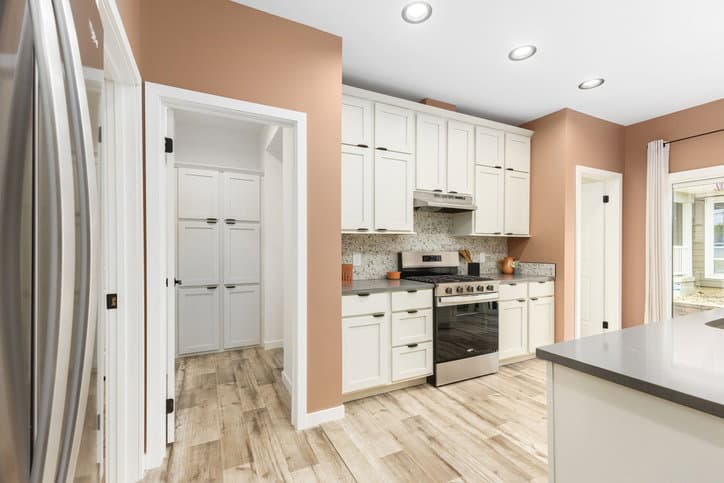Kiawah kitchen home features