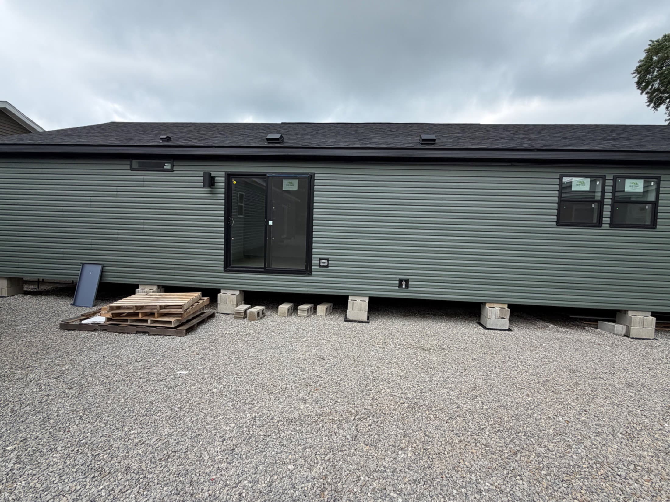 Astro elite ranch 3a2812-p  home features