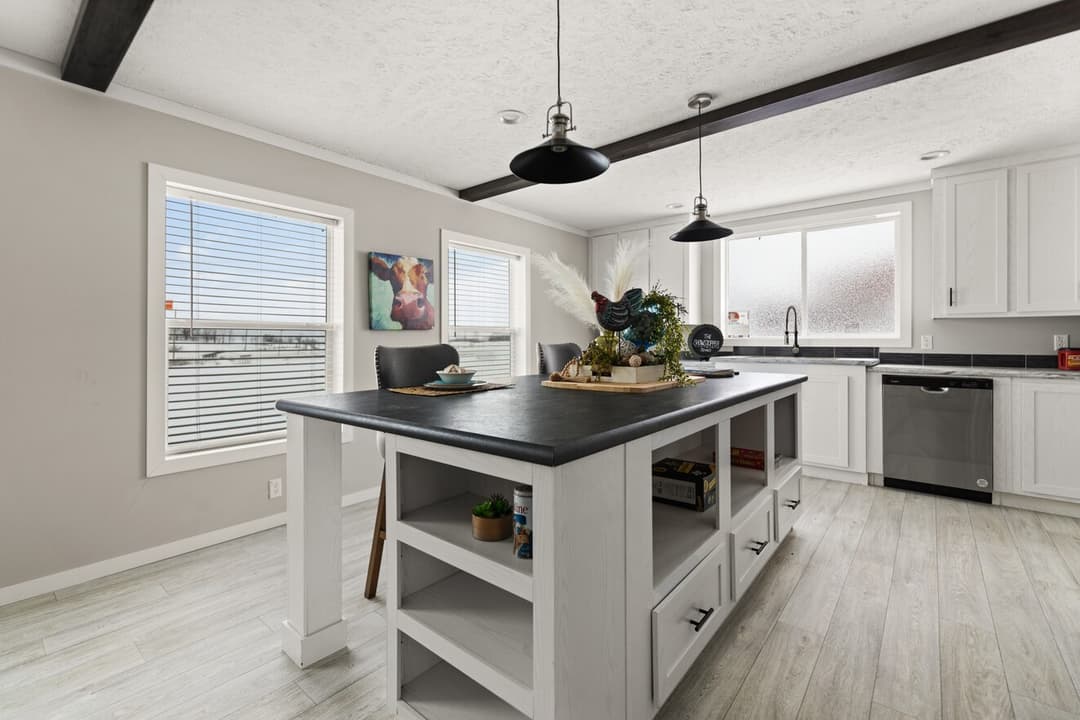 Big beam house 32663x kitchen home features
