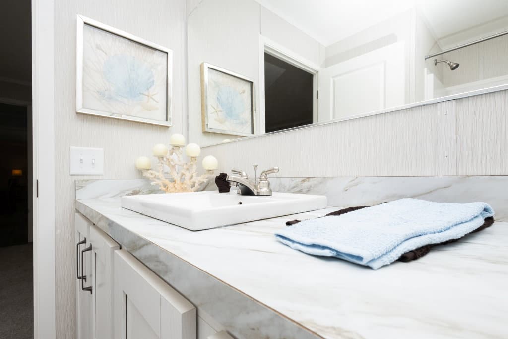 Blazer select ts1043-v bathroom home features